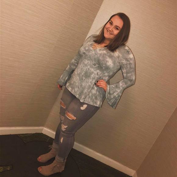 Meet your Posher, Layton - Picture 1 of 1